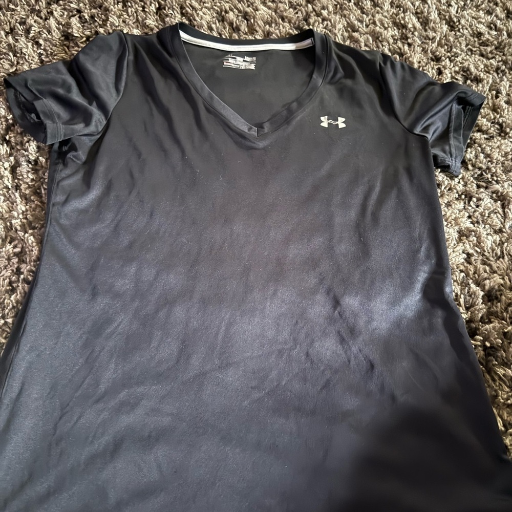 LG Women's Black V-Neck Short Sleeve Tee